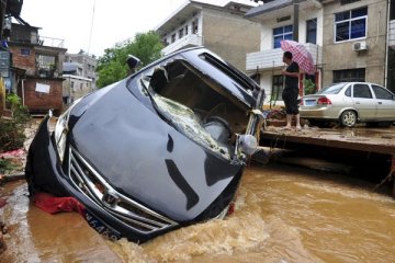 Hujan lebat di Tiongkok, 31 orang tewas atau cedera