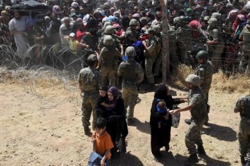 35.000 warga Suriah mengungsi ke perbatasan Turki dalam 48 jam