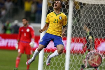 Coutinho antar Brasil ungguli sementara Haiti 3-0