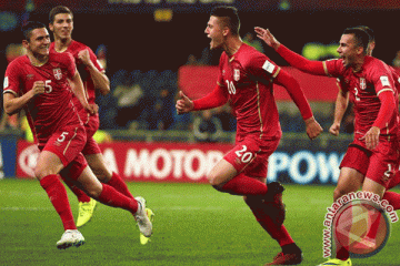 Dua Poulsen menangkan Denmark 2-0 atas Serbia