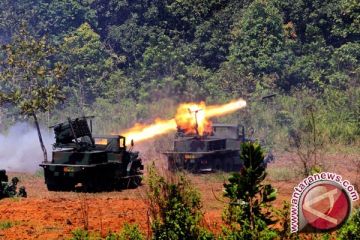 Latihan tempur TNI AD
