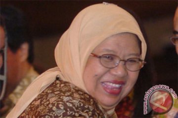 Deputi Gubernur BI 2005-2010 Siti Fadjrijah berpulang