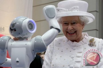 Ratu Elizabeth tertangkap kamera sebut pejabat Tiongkok "sangat kasar"
