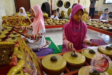 Musik bantu rangsang kecerdasan anak