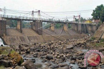 Bendung Katulampa Kering