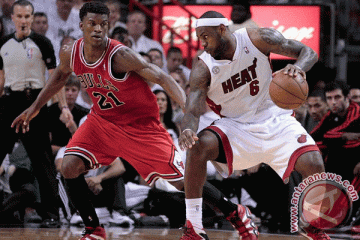 Rose gemilang, pimpin Bulls jinakkan Thunder 104-98