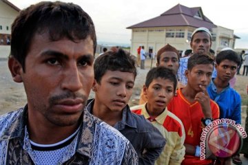 Ratusan pengungsi Timur Tengah demonstrasi di Kantor IOM