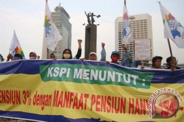 Kapolres Jakpus sambut massa buruh