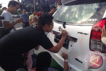 Personalisasi doodling jadi cara mempercantik mobil