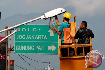 Lampu jalanan kota Pekanbaru padam, gara-gara pemkot tunggak tagihan listrik Rp37 miliar