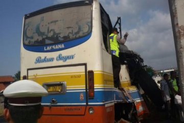 Kecelakaan libatkan tiga kendaraan di tol Pluit