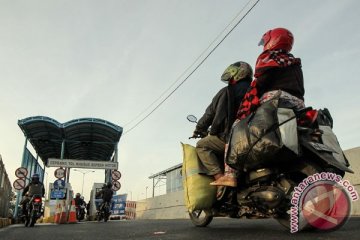 110 ribu sepeda motor melintasi Suramadu