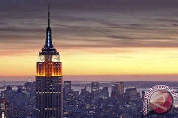 Gedung Empire State berwarna hijau turut rayakan Lebaran