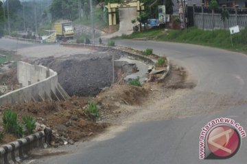 Ruas Transkalimantan di Sampit terendam banjir