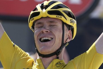 Froome menangi gelar ketiganya pada Tour de France
