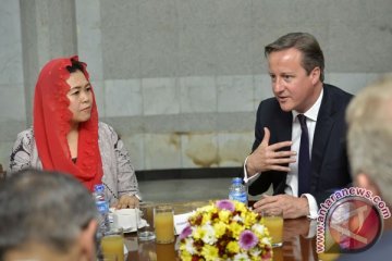 David Cameron bahas terorisme dengan pemuda Indonesia