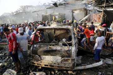 126 tewas dalam serangan bom bunuh diri di Baghdad