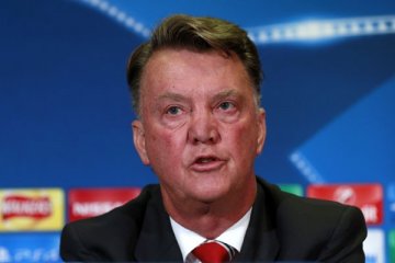 Mengaku bisa saja dipecat MU, Van Gaal merasa dipojokkan media