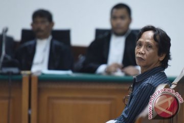 Mandra bantah rugikan negara hingga Rp12 miliar