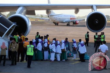 86 caon haji terlambat visa berangkat kloter terakhir