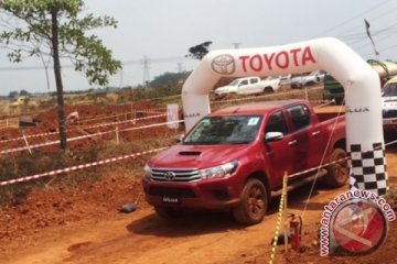 Sensasi off-road All New Hilux