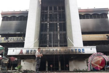 Lima toko di Medan terbakar