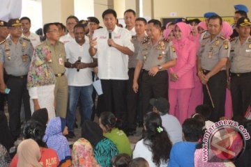 RMP bantu sembako kepada warga Kampung Pulo