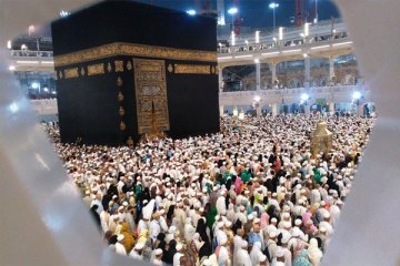 Pembimbing haji disiagakan di sekitar Masjidil Haram