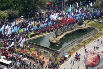 Buruh diminta turut menciptakan iklim usaha kondusif