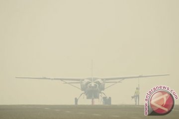Bandara STS Jambi masih lumpuh akibat asap