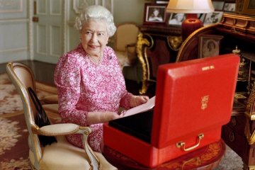 Ratu Inggris Elizabeth II kurangi kegiatan