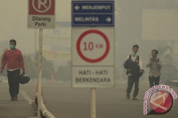 Rombongan Maratua Jazz Festival terhalang kabut asap di  Kaltim