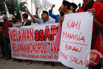 Biaya plesiran legislator Riau lampaui dana penanggulangan asap