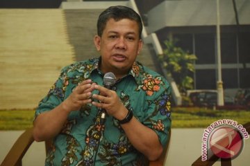 Fahri Hamzah: kepergian pimpinan DPR ke Saudi bukan gratifikasi