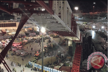 Angin kencang dan hujan lebat penyebab crane jatuh di Makkah