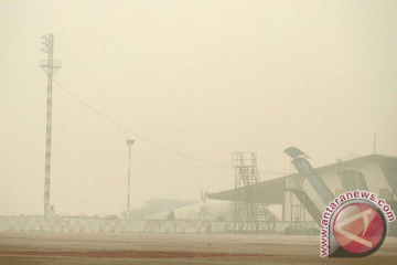 Kabut tebal ganggu penerbangan di Pekanbaru