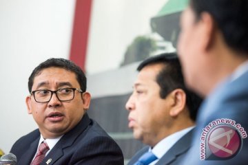 Senin pekan depan panggilan terakhir bagi Novanto-Fadli Zon