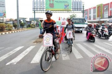 Aksi Bersepeda Bali-Jakarta