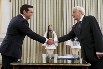 Alexis Tsipras diambil sumpah sebagai PM Yunani