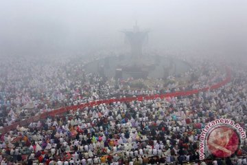 Kabut asap di Kota Palembang semakin pekat