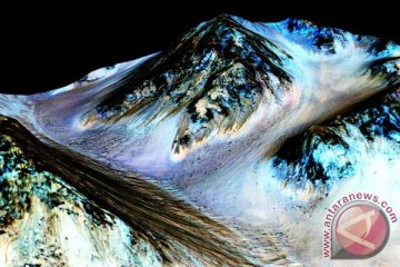 Ilmuwan temukan bukti adanya aliran air di Mars