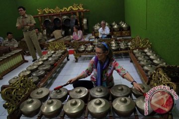 Madrasah Aliyah Negeri 2 Pekanbaru tuan rumah pertunjukan seni Indonesia-Australia