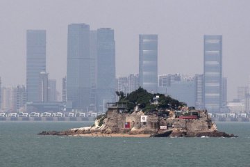 Taiwan tahan lima warga Hong Kong yang dijemput dari laut