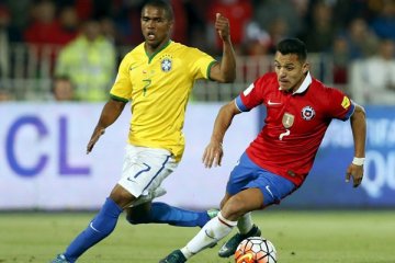 Costa dipastikan absen saat Brazil lawan Serbia