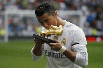 Cristiano Ronaldo raih penghargaan Sepatu Emas keempat kalinya
