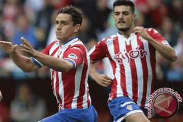 Sporting Gijon paksa Granada seri 3-3