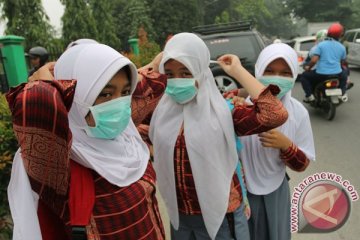 Dinkes Banjar bagikan ribuan masker cegah ISPA
