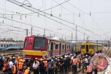 KRL Bekasi-Jakarta Kota anjlok