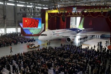 Purwarupa ke-6 jet C919 milik China lalui uji terbang pertama