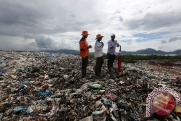 Pemprov DKI harus atur warga dalam memilah sampah